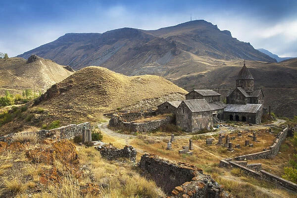 Armenia, Syunik province, Sisian, Vorotnavank ancient fortress and church complex