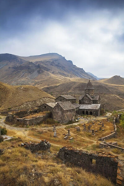 Armenia, Syunik province, Sisian, Vorotnavank ancient fortress and church complex