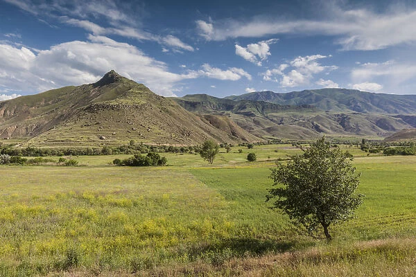 Armenia, Yeghegnadzor, landscape with fields and mountains