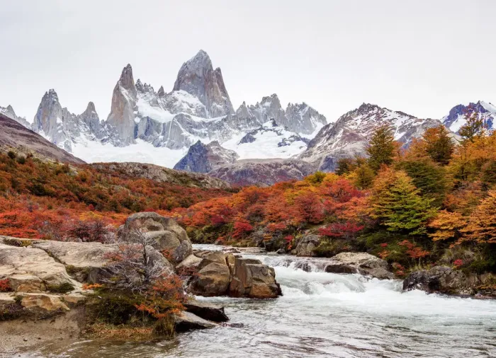 Framed Print : Arroyo del Salto and Mount Fitz Roy, Los Glaciares National Park, Santa Cruz Province Framed Print : Arroyo del Salto and Mount Fitz Roy, Los Glaciares National Park, Santa Cruz Province