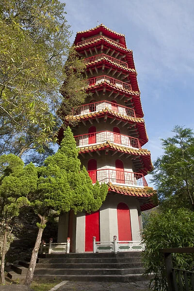 Asia, East Asia, Taiwan, Taichung county, Taroko Gorge National Park, a pagoda in