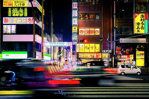Asia, Japan, Tokyo, Shinjuku, Kabukicho neon signs and crowd