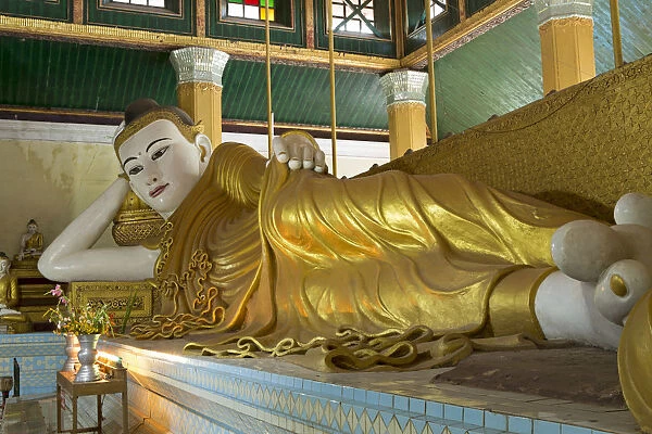 Asia, Southeast Asia, Myanmar, Mawlamyine, reclining buddha in the Kyaik Tan Lan pagoda