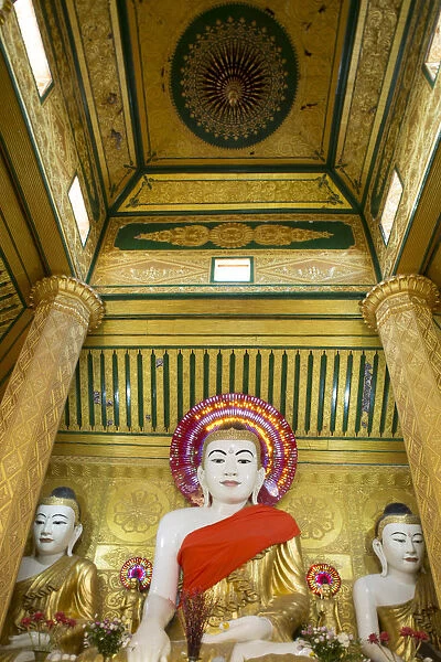 Asia, Southeast Asia, Myanmar, Mawlamyine, buddha in the Kyaik Tan Lan pagoda