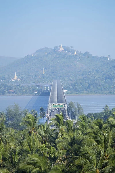 Asia, Southeast Asia, Myanmar, Mon district, Mawlamyine, views over the Thanlwin