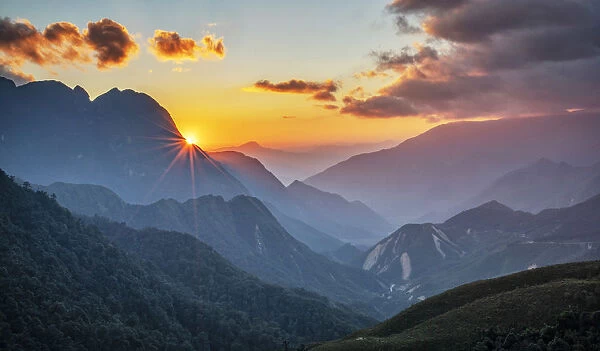 Asia, Vietnam, Hoang Lien Son Mountain landscape
