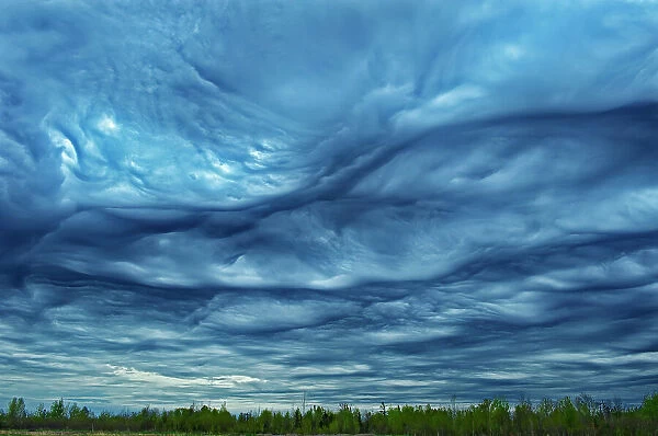 Asperitas clouds (formerly known as Undulatus asperatus) over Lake Superior Sault Ste Marie, Ontario, Canada