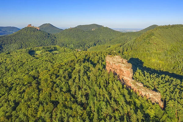 Asselstein with Trifels near Annweiler, Palatinate forest, Rhineland-Palatinate, Germany