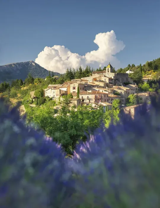 Framed Print : Aurel, Provence-Alpes-Cote d'Azur, France Framed Print : Aurel, Provence-Alpes-Cote d'Azur, France