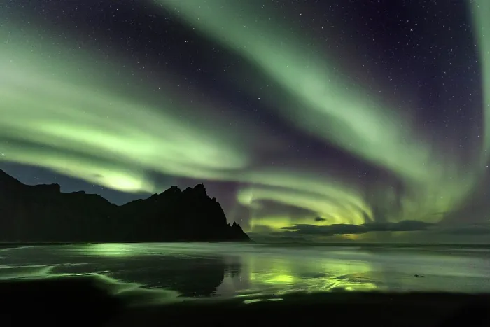Framed Print : Aurora Borealis (Northern Lights) over Vestrahorn, Stokksnes, Iceland Framed Print : Aurora Borealis (Northern Lights) over Vestrahorn, Stokksnes, Iceland