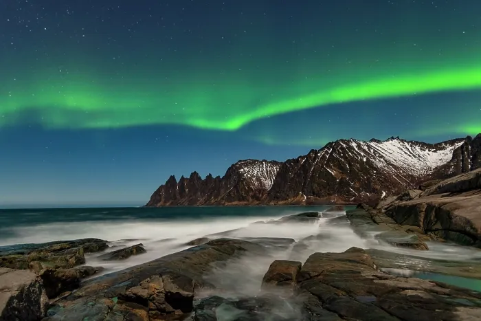 Framed Print : Aurora over The Devil's Jaw, Senja, Norway