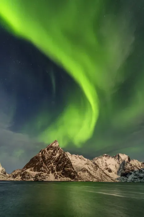 Framed Print : Aurora over Olstinden, Lofoten Islands, Norway Framed Print : Aurora over Olstinden, Lofoten Islands, Norway