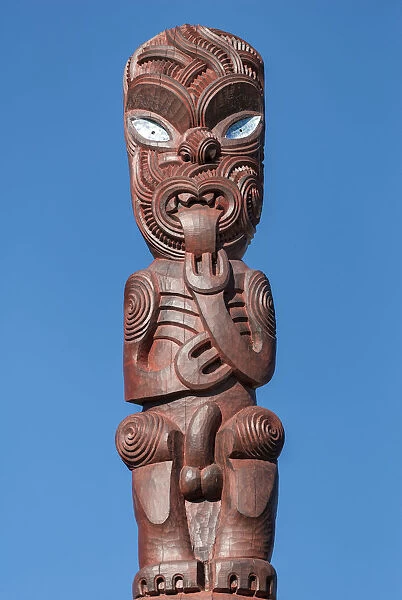 Australasia, New Zealand, North Island, Waikato Region, Hamilton, Maori Statue
