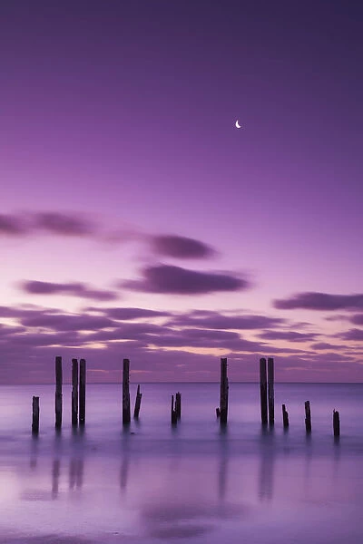 Australia, South Australia, Fleurieu Peninsula, Port Willunga, old jetty, dusk