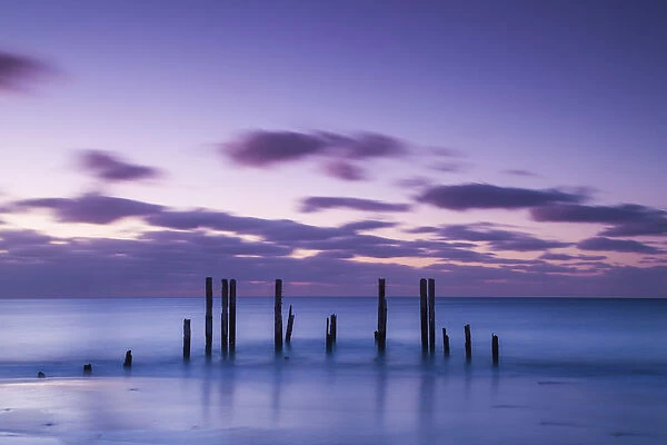 Australia, South Australia, Fleurieu Peninsula, Port Willunga, old jetty, dusk
