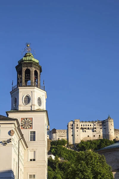 Austria, Salzburg, Residenzplatz Glockenspiel (The Carillon (museum) with an iconic