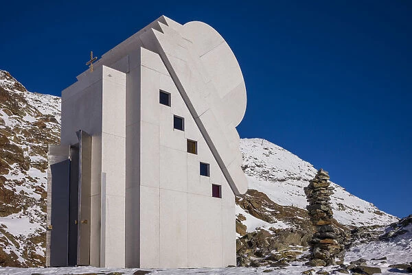 Austria, Tyrol, Pitztal, Mittelberg, Pitztal Glacier ski area, The White Light Chapel