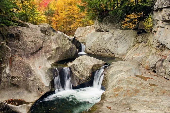 Framed Print : Autumn at Warren Falls, Green Mountains, Warren, Vermont, USA Framed Print : Autumn at Warren Falls, Green Mountains, Warren, Vermont, USA