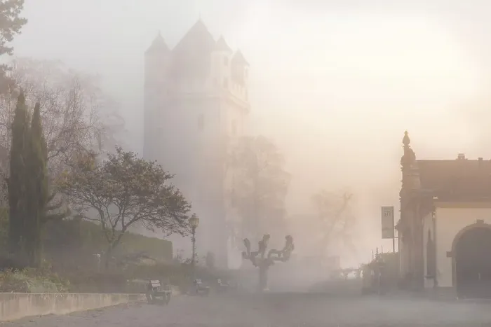 Framed Print : Autumnal morning fog at Eltville Electoral Castle, Rheingau, Hesse, Germany Framed Print : Autumnal morning fog at Eltville Electoral Castle, Rheingau, Hesse, Germany