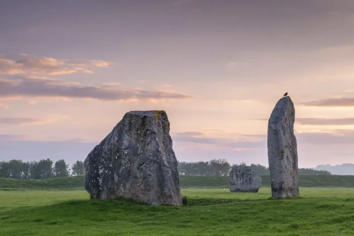 Framed Print : Avebury Stone Circle at dawn, Avebury, Wiltshire, England Framed Print : Avebury Stone Circle at dawn, Avebury, Wiltshire, England