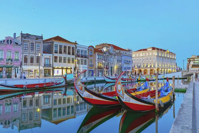 Framed Print : Aveiro main canal at twilight, Aveiro, Portugal Framed Print : Aveiro main canal at twilight, Aveiro, Portugal