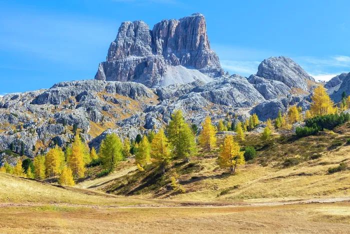 Framed Print : Averau peak from the Passo Falzarego in autumn. Dolomites, Cortina d'Ampezzo, Belluno province, Veneto district, Italy Framed Print : Averau peak from the Passo Falzarego in autumn. Dolomites, Cortina d'Ampezzo, Belluno province, Veneto district, Italy