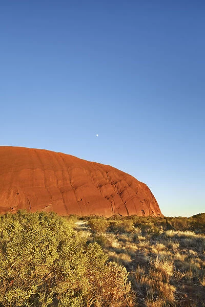 Ayers Rock and moon - Australia, Northern Territory, Uluru-Kata-Tjuta National Park