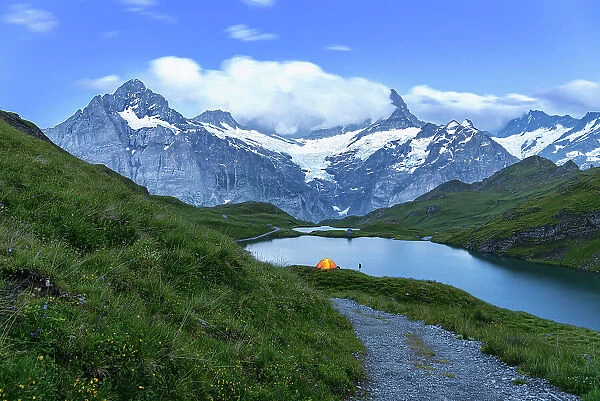 Bachalpsee with snow covered peaks covered with snow, Bachalpsee, Grindelwald, Bernese Oberland, Switzerland
