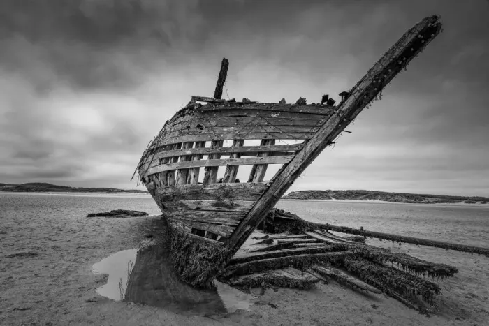 Framed Print : Bad Eddie Ship Wreck on Magheraclogher Beach, Bunbeg, County Donegal, Ireland Framed Print : Bad Eddie Ship Wreck on Magheraclogher Beach, Bunbeg, County Donegal, Ireland