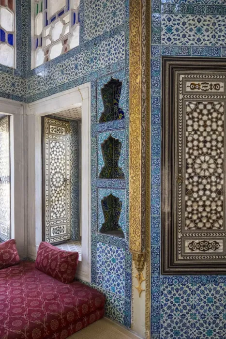 Framed Print : The Baghdad Pavilion, Topkapi Palace, Istanbul, Turkey Framed Print : The Baghdad Pavilion, Topkapi Palace, Istanbul, Turkey