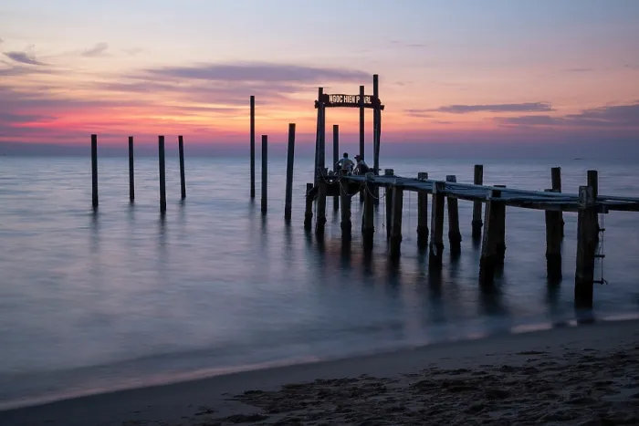 Framed Print : Bai Bien Lumera Beach at dusk, Phu Quoc Island, Vietnam Framed Print : Bai Bien Lumera Beach at dusk, Phu Quoc Island, Vietnam