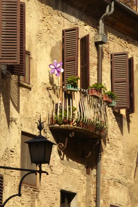 Framed Print : Balcony & Shutters, Montepulciano, Tuscany, Italy