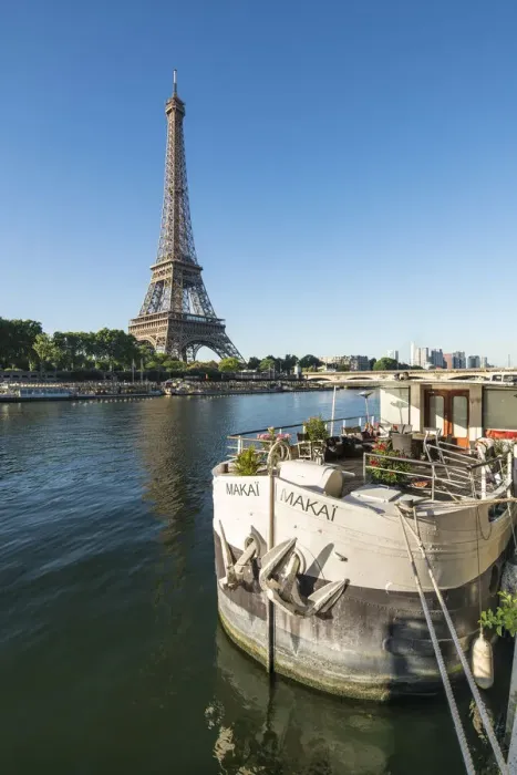 Framed Print : Banks of the Seine with Eiffel Tower, Paris, France Framed Print : Banks of the Seine with Eiffel Tower, Paris, France