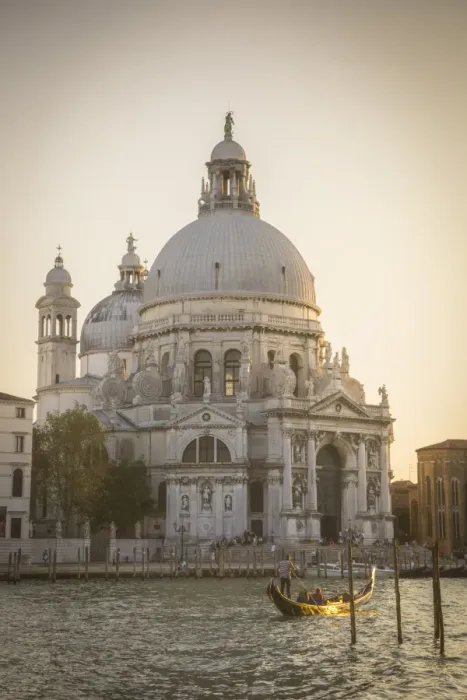 Framed Print : Basilica di Santa Maria della Salute, Grand Canal, Venice, Italy
