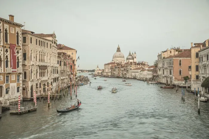 Framed Print : Basilica di Santa Maria della Salute, Grand Canal, Venice, Veneto, Italy