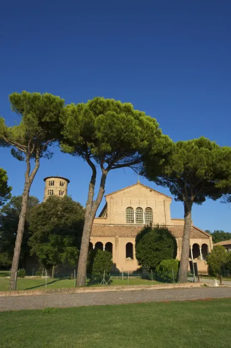 Framed Print : Basilica di Santa'Apollinare, Ravenna, Emilia- Romagna, Italy