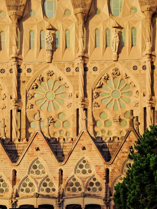 Framed Print : Basilica of Sagrada Familia at sunrise, detailed view, Barcelona, Catalonia, Spain Framed Print : Basilica of Sagrada Familia at sunrise, detailed view, Barcelona, Catalonia, Spain