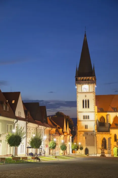 Framed Print : Basilica of St Egidius in Radnicne Square at dusk, Bardejov (UNESCO World Heritage Site) Framed Print : Basilica of St Egidius in Radnicne Square at dusk, Bardejov (UNESCO World Heritage Site)