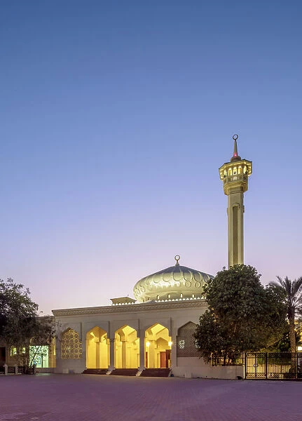 Bastakiya Mosque at dusk, Al Fahidi Historical Neighbourhood, Dubai, United Arab Emirates