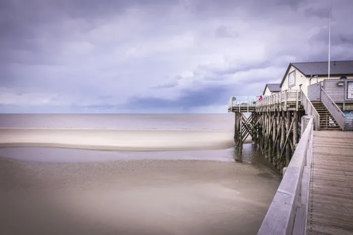 Framed Print : Beach bar on the beach of St. Peter-Ording, North Friesland, Schleswig-Holstein Framed Print : Beach bar on the beach of St. Peter-Ording, North Friesland, Schleswig-Holstein