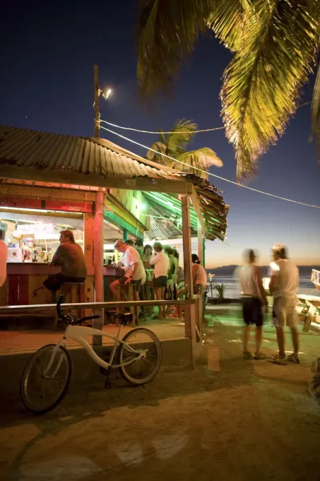 Framed Print : Beach bar, Caye Caulker, Belize Framed Print : Beach bar, Caye Caulker, Belize