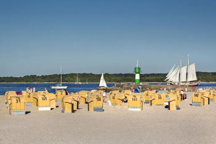 Framed Print : Beach with beach baskets, Travemünde, Lübeck, Baltic coast