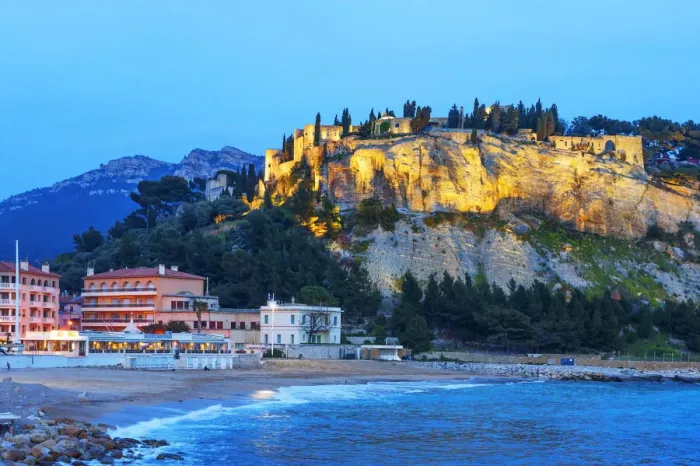 Framed Print : Beach of Cassis at dusk, Bouches-du-Rhone, Provence-Alpes-Cote d'Azur, France Framed Print : Beach of Cassis at dusk, Bouches-du-Rhone, Provence-Alpes-Cote d'Azur, France