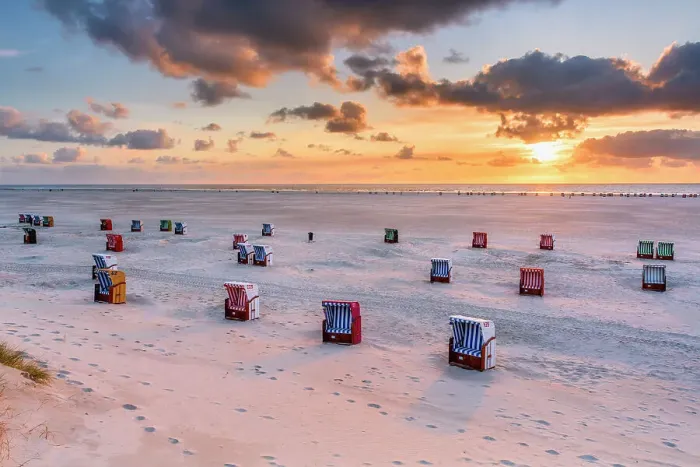 Framed Print : Beach chair at beach near Norddorf, Amrum island, Wadden sea, North Sea, North Friesland, Germany, Europe