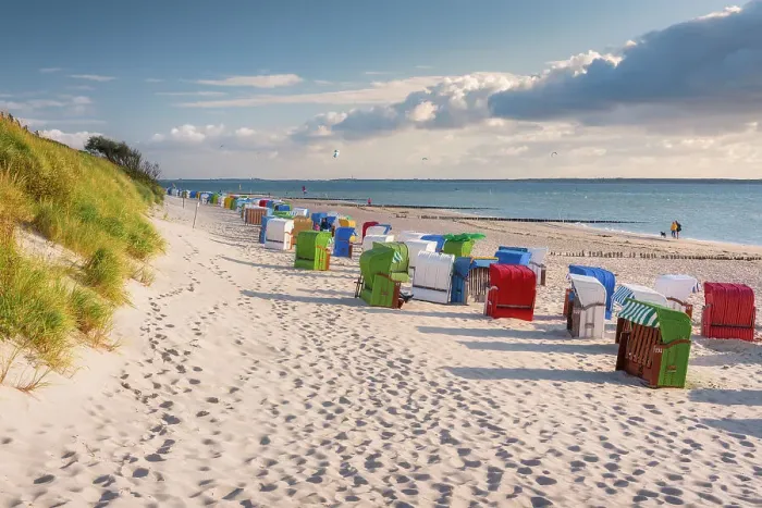 Framed Print : Beach chair at beach near Utersum, Fohr Island, North Sea, North Frisian Islands, Schleswig-Holstein Wadden Sea National Park, North Frisia, Schleswig-Holstein, Germany, Europe Framed Print : Beach chair at beach near Utersum, Fohr Island, North Sea, North Frisian Islands, Schleswig-Holstein Wadden Sea National Park, North Frisia, Schleswig-Holstein, Germany, Europe