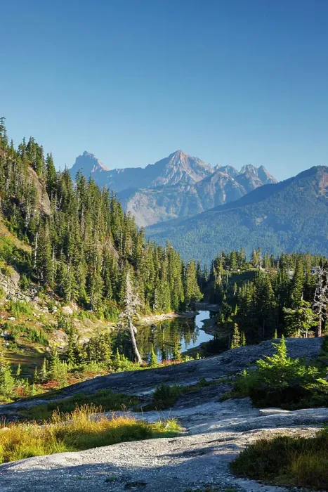 Framed Print : Beautiful lake and mountain view in North Cascades National Park, Washington, USA Framed Print : Beautiful lake and mountain view in North Cascades National Park, Washington, USA