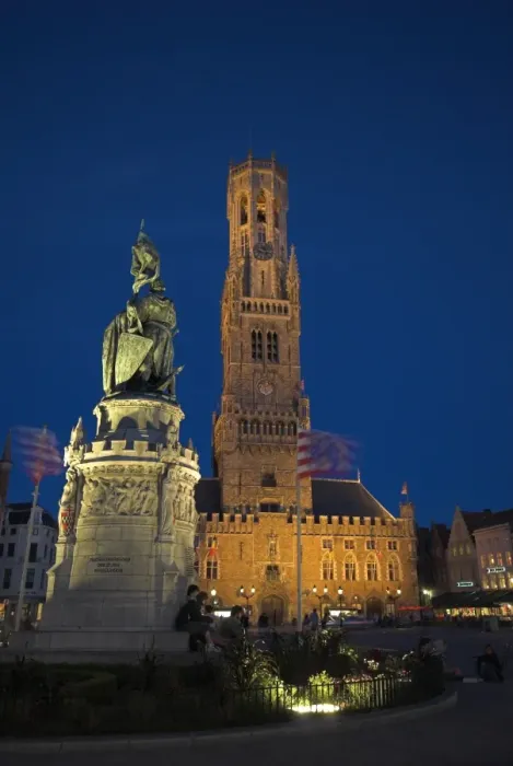 Framed Print : Belfort (Belfry) & Statue of Pieter de Coninck & Jan Breidel Framed Print : Belfort (Belfry) & Statue of Pieter de Coninck & Jan Breidel