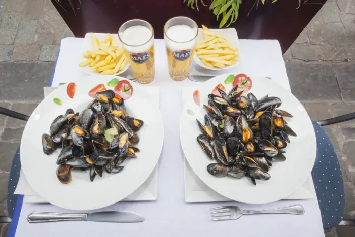 Framed Print : Belgium, Brussels, Restaurant Meal of Mussels Framed Print : Belgium, Brussels, Restaurant Meal of Mussels