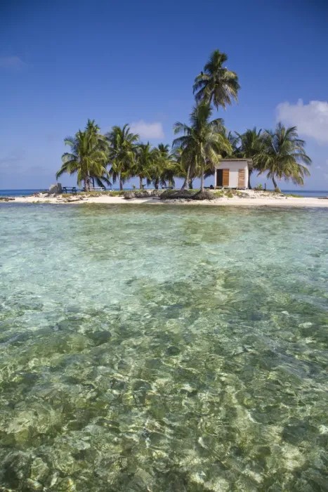 Framed Print : Belize, Silk Caye, Beach Framed Print : Belize, Silk Caye, Beach