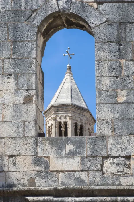 Framed Print : The bell tower of Cathedral of St Domnius through remains of Silver Gate, Split, Dalmatia Framed Print : The bell tower of Cathedral of St Domnius through remains of Silver Gate, Split, Dalmatia